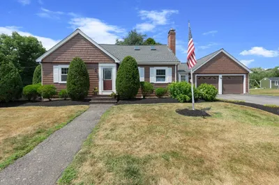 2 Bradley Rd