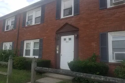 915 Hancock St #2