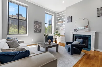 130 Appleton St #3H 1