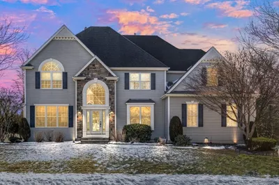 82 Constance Way 1