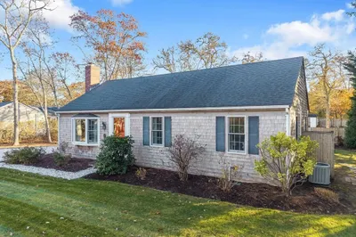 27 Fairview Dr
