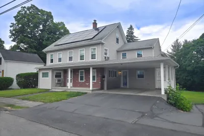 35 Maple St 1