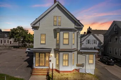14 Cottage St 1