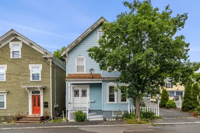 22 Lemon St