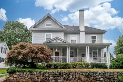5 Howard Avenue #1 1