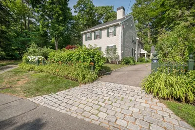 14 Thissell Street 1