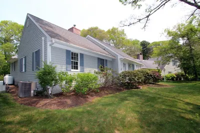 81 Red Maple Road 1