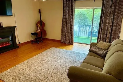 50/56 Broadlawn Parrk #103 1