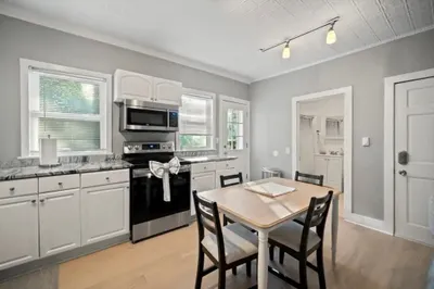 175 West 8th St #1
