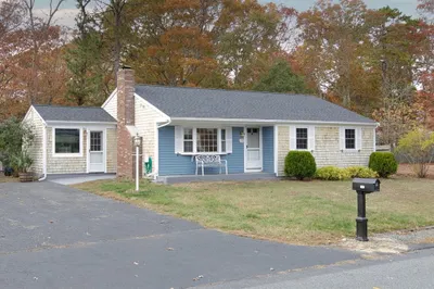 131 Castlewood Circle