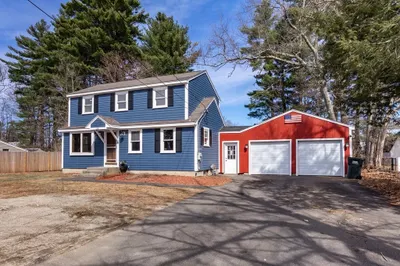 58 Lowell Rd