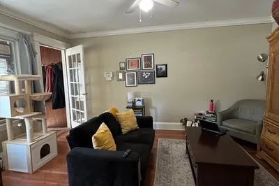 31 Weston St #2