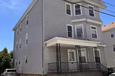 107 Barnes St