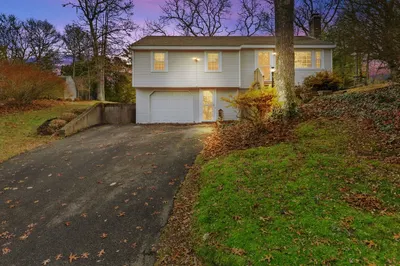 8 Observatory Ln