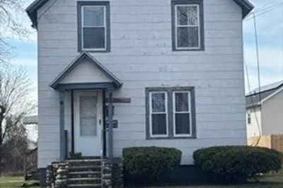 252 Parker St