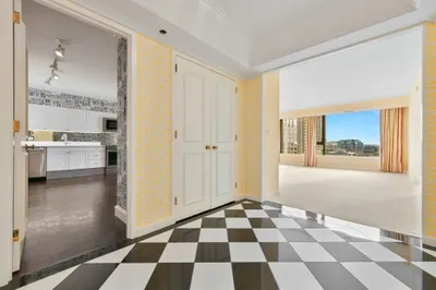 220 Boylston Street #1412