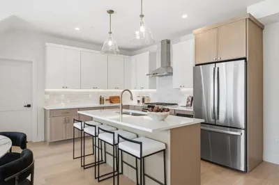 28 Geneva St #205R 1