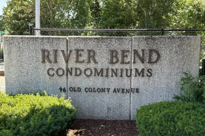 96 Old Colony Ave #355 1