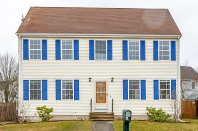 115 Forge River Pkwy 1