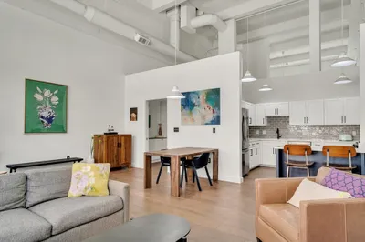 165 Chestnut Hill Ave #3