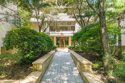 232 Allandale Rd #2D