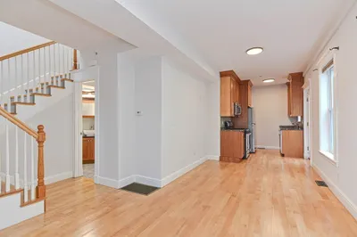 50 Flint St #3