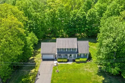 17 Upper River Rd 1