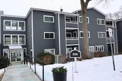 500 Colonial Drive #214 1