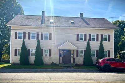 45 Chase Ave #2R
