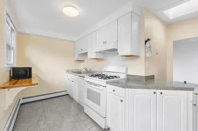 30 Saxton St #PH