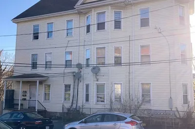 74 Reynolds St #2N