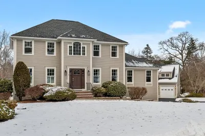 3 James Ave