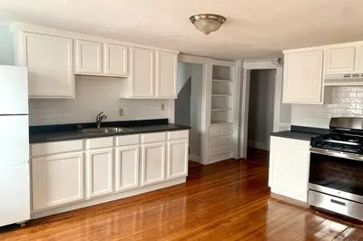 136 Wrentham St #2