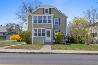 64 Oak St
