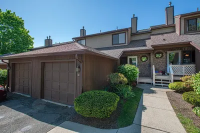 4 Ash Ln #4
