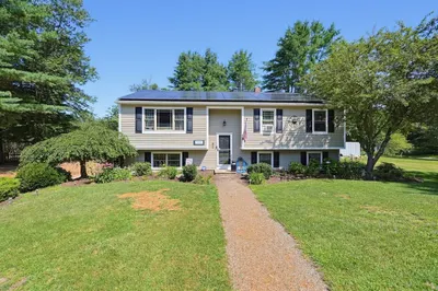155 Dunnbrook Rd 1