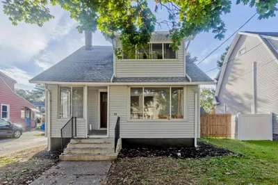 35 Montclair St