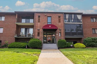 221 Oak St #6-31