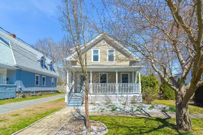13 Courtland St 1