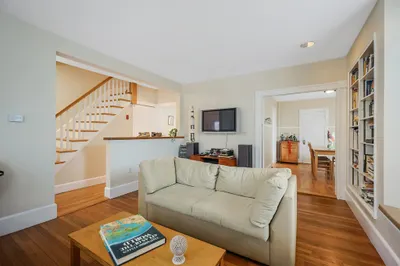 131 Garden Street 1