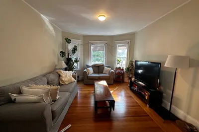 17 Hunnewell Ave #2 1