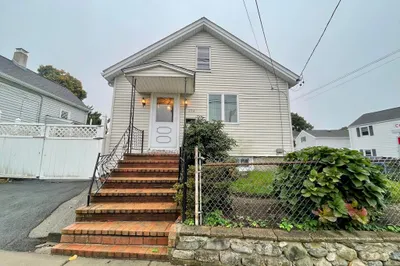 274 Derby Street 1