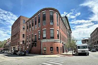 169 Merrimack St 1
