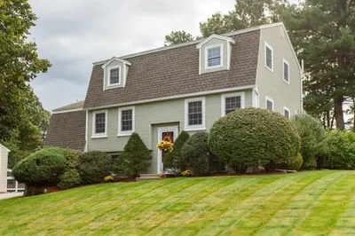 30 Blueberry Ln
