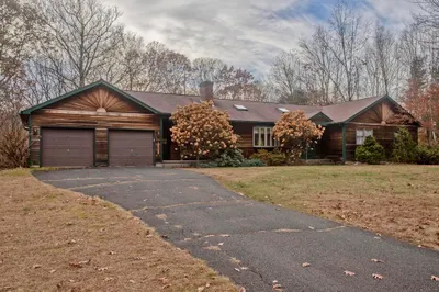 501 Woodland Way