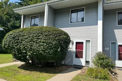 555 Russell Rd #D18 1
