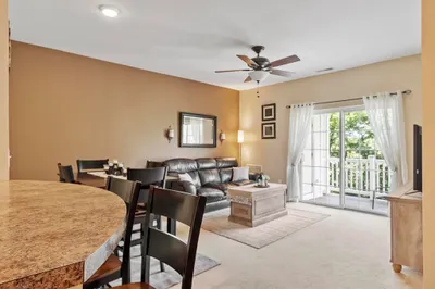 23 Hampshire Rd #414 1