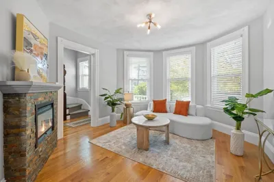 34 Joseph St