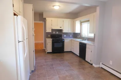 64 Brooks Ave #1 1