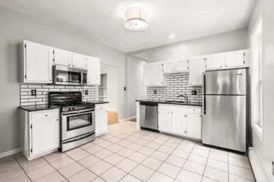 21 Dix Street #2 1